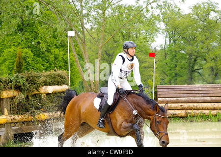 Deutsche Olympische Champion Ingrid Klimke auf FRH Escada JS, internationale Marbach Vielseitigkeit, 2012. Stockfoto