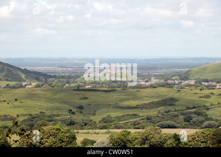 Fernsicht auf Corfe Castle, Dorset, UK (diese Ansicht ist aus dem Süden in der Nähe von Kingston Blick nach Norden). Stockfoto