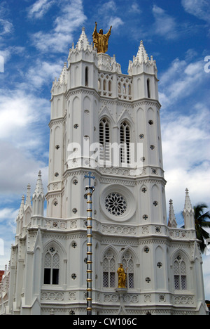 Kathedrale-Kirche der lateinischen Erzdiözese von Trivandrum Kerala India.St. Metropolitan Cathedral Palayam alte Josefskirche Stockfoto