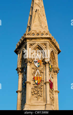 Überqueren Sie heraldische Schilde in Banbury, Oxfordshire, England Stockfoto