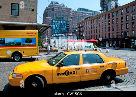 Mütze Taxi 8th Avenue W 14. Straße Meatpacking District Manhattan New York City Deutschland Stockfoto