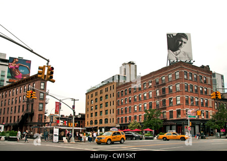 Armani H & M Mode 8th Avenue W 14. Street Meatpacking District Manhattan New York Stadt Vereinigte Staaten von Amerika Stockfoto