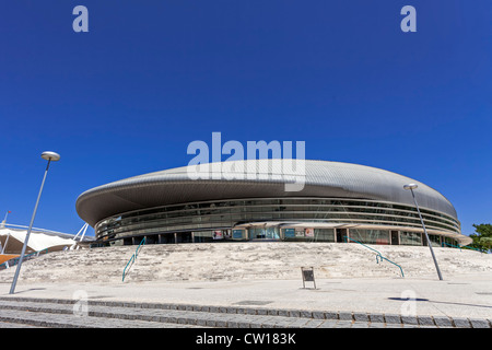 Atlantico Pavillon (Pavilhão Atlântico) AKA Altice oder MEO Arena im Park der Nationen (Parque das Nações), durch Regino Cruz für die Expo 98. Lissabon, Portugal. Stockfoto