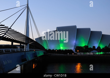 Brücke der Glocke und das Clyde Auditorium liebevoll durch Glaswegians wie das Gürteltier, Finnieston, Glasgow, Schottland, Großbritannien Stockfoto