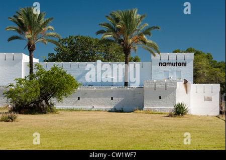 Fort Namutoni. Erbaut 1904, restauriert 1957. Von Namibia Wildlife Resorts (NWR), dient als Lodge und Spiel Aussichtspunkt. Etosha National Park. Namibia Stockfoto