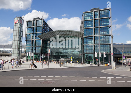 BERLIN, AUGUST 6: Hauptbahnhof in Berlin, Deutschland am 6. August 2012. Stockfoto