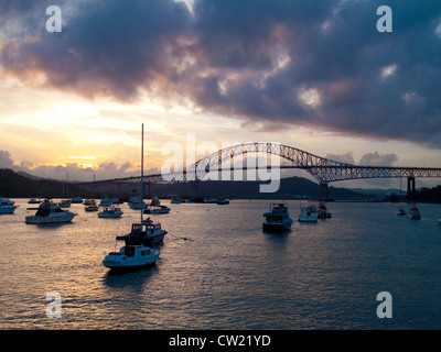Bridge of the Americas in Panama-Stadt Stockfoto