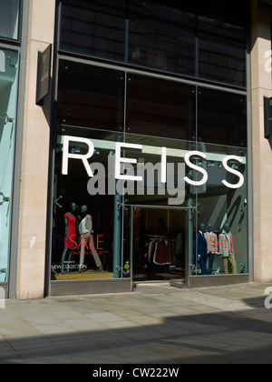 Reiss speichern im neuen Dom Straße in Manchester UK Stockfoto