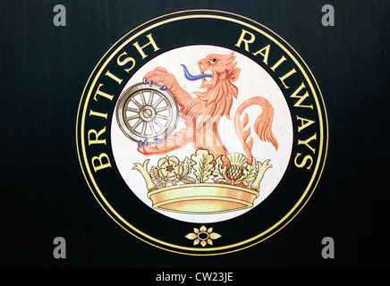 British Railways Logo auf alte Eisenbahn Wagen, West Somerset Railway, England Stockfoto