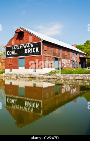 Alte Cushwa Lager, Chesapeake and Ohio Canal nationaler historischer Park Visitor Centre, Williamsport, Maryland Stockfoto