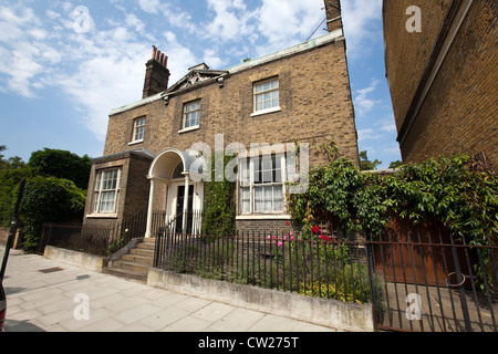 Meridian Haus eine georgische ehemalige East India Company Armenhaus, Pappel High Street, Pappel, Tower Hamlets, London, UK. Stockfoto