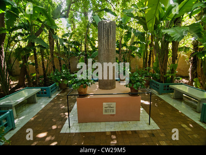 Denkmal von Yves Saint Laurent in Majorelle G rten 