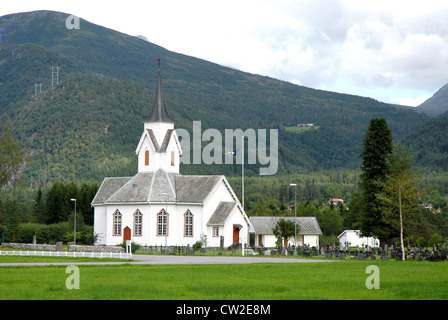 Holzkirche, Stabkirche, Erysfjord, Tal Romsdal, Fjordland, Norwegen Stockfoto