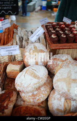 Wapping Sauerteig-Stand auf der Rebhühner Lebensmittelmarkt, Königsweg, Chelsea. Stockfoto