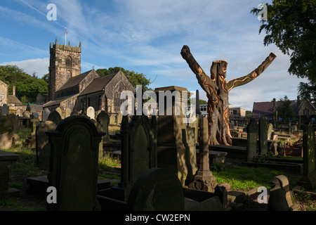 Pfarrkirche Saint Wilfred, in Calverley, Leeds. Die Kirche wurde bis ins 14. Jahrhundert zurück. Stockfoto