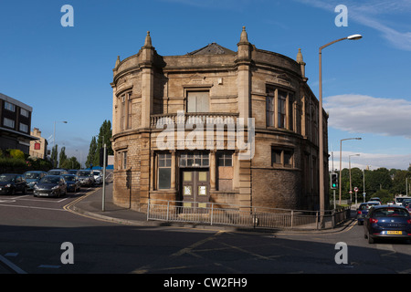 Gelände des ehemaligen Carnegie-Bibliothek in Shipley, in der Nähe von Bradford. Stockfoto