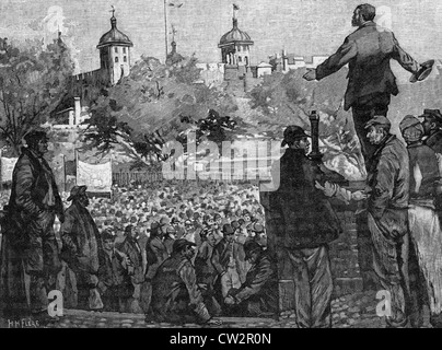 JOHN BURNS (1858-1943) Englisch Handel Gewerkschaftsführer, die Adressierung einer Besprechung der Hafenarbeiter auf dem Tower Hill, London, im Jahre 1889 Stockfoto