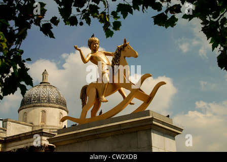 Structures,Fig.101 machtlos. Skulptur von Elmgreen & Dragset, auf die Fourthplinth. Trafalgar Square, London.2012 Stockfoto