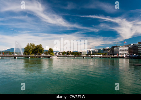 Panoramablick auf Genf mit Springbrunnen Jet d ' Eau Stockfoto