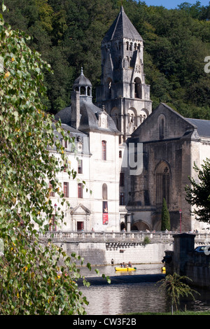 Brantôme, Brantome, Brücke, Abtei auf dem Fluss Dronne, Dordogne, Frankreich, Europa Stockfoto