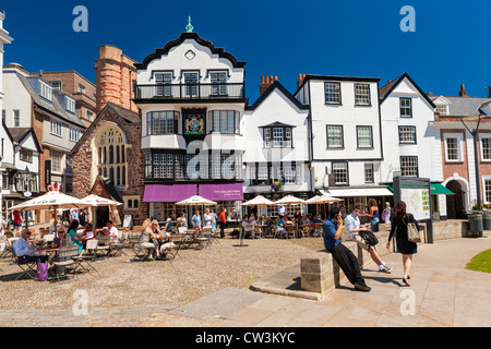 Kirche St. Martin und Mols Kaffeehaus, Kathedrale in der Nähe, Exeter, Devon, England Stockfoto