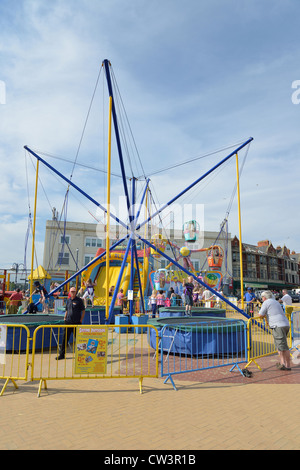 Kinder Kirmes am Meer, Barry Island, Barry, Vale of Glamorgan, Wales, Vereinigtes Königreich Stockfoto