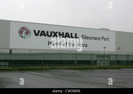 Vauxhall Ellesmere Port Fabrik Juli 2012 Stockfoto