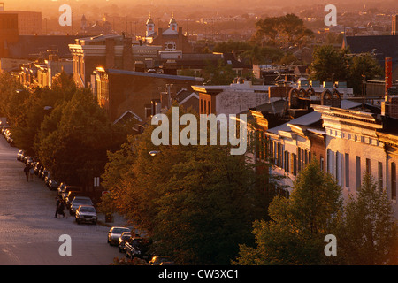 Reihenhäuser bei Sonnenuntergang, Baltimore, Maryland Stockfoto