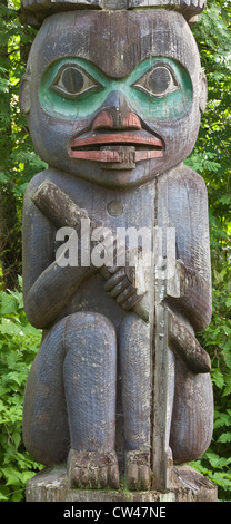 USA, Alaska, Wrangell, Chief schüttelt Tribal House, Totem-detail Stockfoto