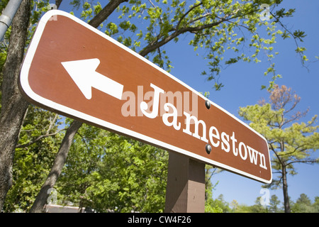 Straßenschild auf Jamestown Settlement in Colonial Williamsburg, Virginia, die Website der englischen Kolonie 1607 Stockfoto