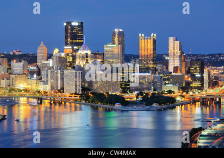 Wolkenkratzer in der Innenstadt von Pittsburgh, Pennsylvania, USA. Stockfoto