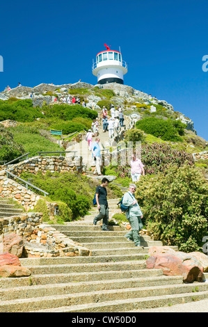 Touristen zu Fuß Schritte führt zu alten Cape Point Leuchtturm am Cape Point außerhalb von Kapstadt, Südafrika Stockfoto