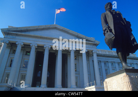 Statue von Alexander Hamilton vor des United States Department of Treasury, Washington, D.C. Stockfoto