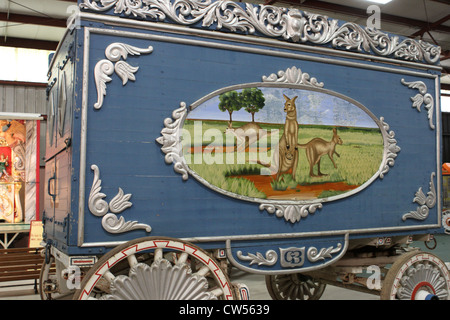 Ein Alter Zirkuswagen im Circus World Museum. Stockfoto