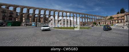 Römisches Aquädukt, Segovia, Spanien, Europa. Blick auf dieses atemberaubende berühmte Symbol von diesem UNESCO-Weltkulturerbe. Stockfoto