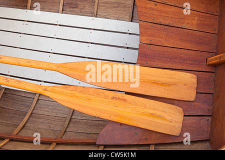 Rudern in einem Segelboot Deck, Port Townsend, Washington State, USA Stockfoto