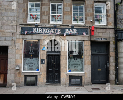 Kirkgate Bar im oberen Kirkgate Aberdeen Stockfoto