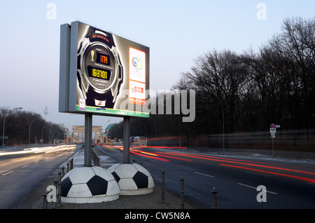 Berlin - Werbung der Uhrenhersteller Casio World Cup 2006 Stockfoto