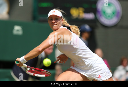 Angelique Kerber (GER) in Aktion bei Wimbledon 2012 Stockfoto