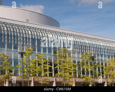 Außenseite der finnischen Oper in Helsinki Stockfoto