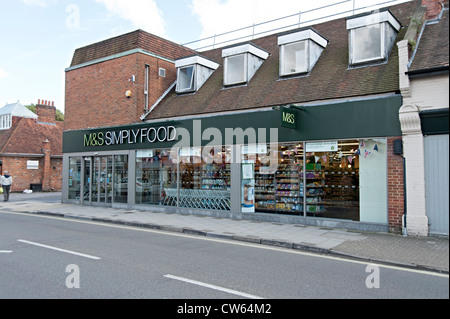 Marks &amp; Spencer einfach Lymington super Lebensmittelmarkt Stockfoto