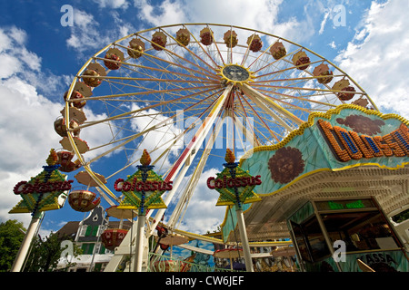 Kirmes mit Ferri Rad, Gevelsberg, Ruhrgebiet, Nordrhein-Westfalen, Deutschland Stockfoto