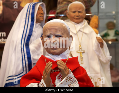 Papst Johannes Paul II., Mutter Teresa und Papst Benedict XVI als Marionette Stockfoto