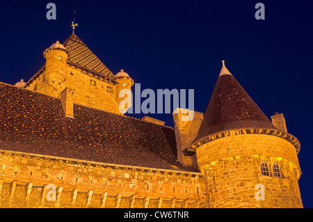 Aubenas Burg bei Nacht, Frankreich Ardeche Stockfoto