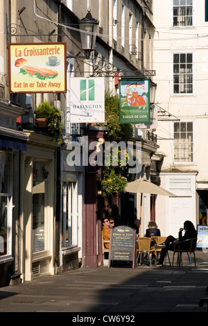 Bad: Stadtzentrum Gasse - Geschäfte und Gastwirtschaft Stockfoto