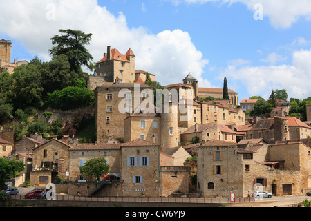 Puy-l'Eveque aus dem gegenüberliegenden Ufer des Flusses Lot Stockfoto