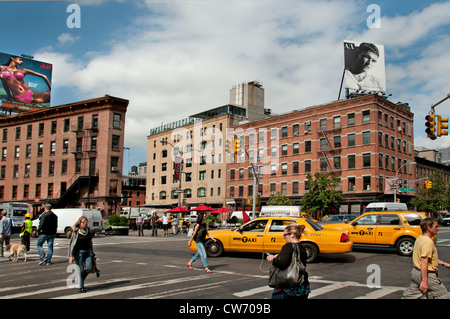 Armani H & M Mode 8th Avenue W 14. Street Meatpacking District Manhattan New York Stadt Vereinigte Staaten von Amerika Stockfoto