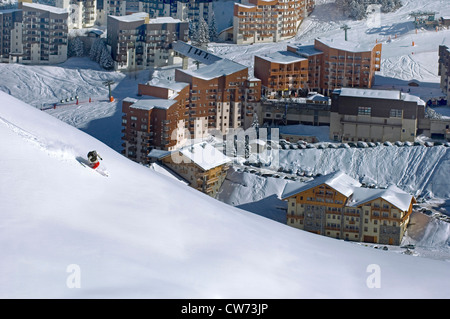 Skigebiet von Les M Nuires, Norden Alpen Berg, Frankreich Stockfoto