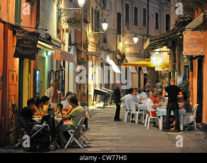 Fußgängerzone in San Remo, Italien, Ligurien, Riviera dei Fiori Stockfoto