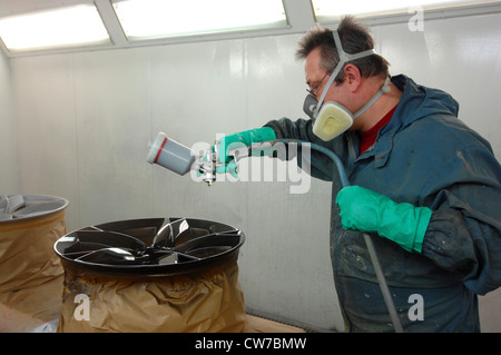 Lackierer bei der Arbeit Stockfoto